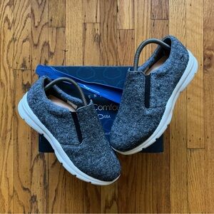 Dr. Comfort Orthopedic Meadow Grey Wool Women’s Athletic Sneakers